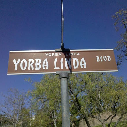 Yorba Linda Street Sign By Vercillo Own work CC BY-SA 3.0 CA